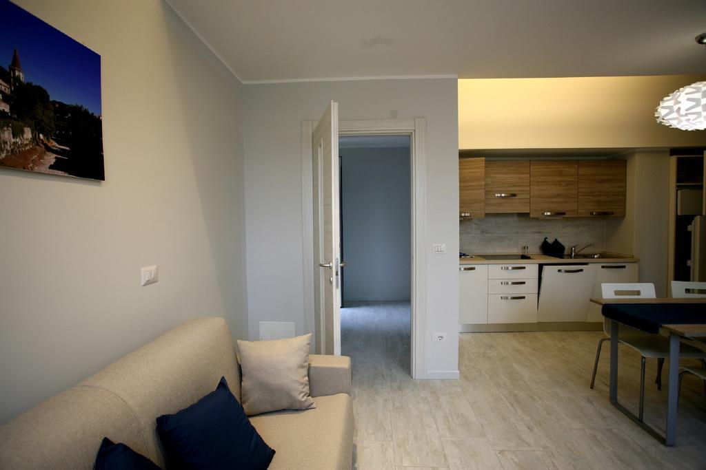 Nina Casa Vacanze Finale Ligure Rum bild