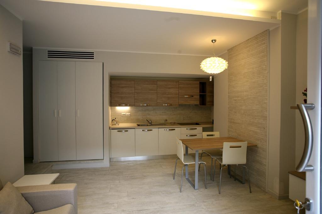 Nina Casa Vacanze Finale Ligure Rum bild