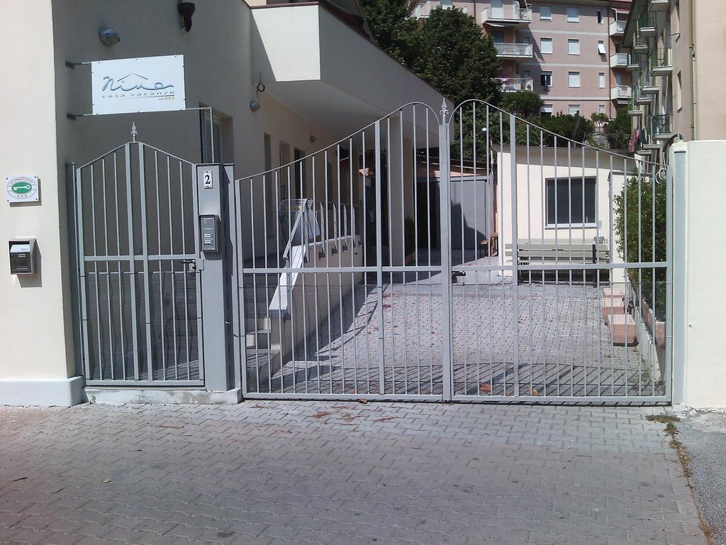 Nina Casa Vacanze Finale Ligure Exteriör bild